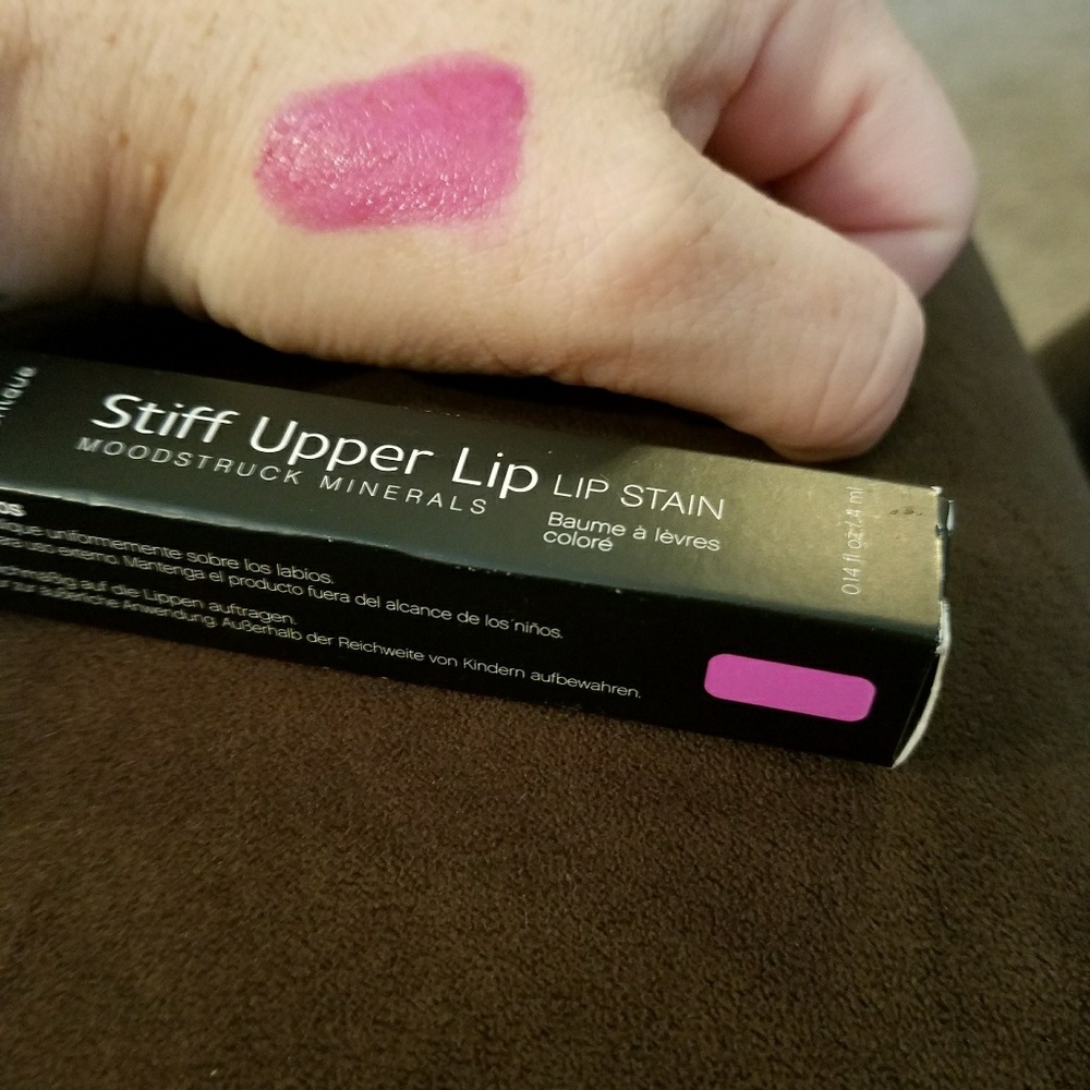Lipstain - Picture 2 of 4